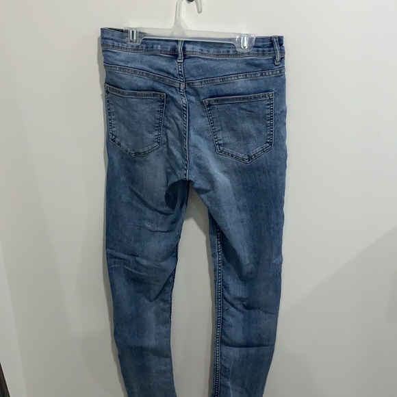 Divided Blue With Light Wash Skinny Jeans - Picture 3 of 8